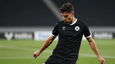 FC Midtjylland sikrer 2-0-sejr over irske Bohemians med fantastisk frispark fra Valdemar Byskov
