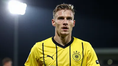 A photorealistic image of an anonymous FC Midtjylland player in his 20s, wearing a yellow and black jersey made of smooth...