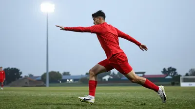 FC Midtjylland har styrket forsvaret med den erfarne 32-årige stopper Andreas Maxsø på en kontrakt resten af året for at...