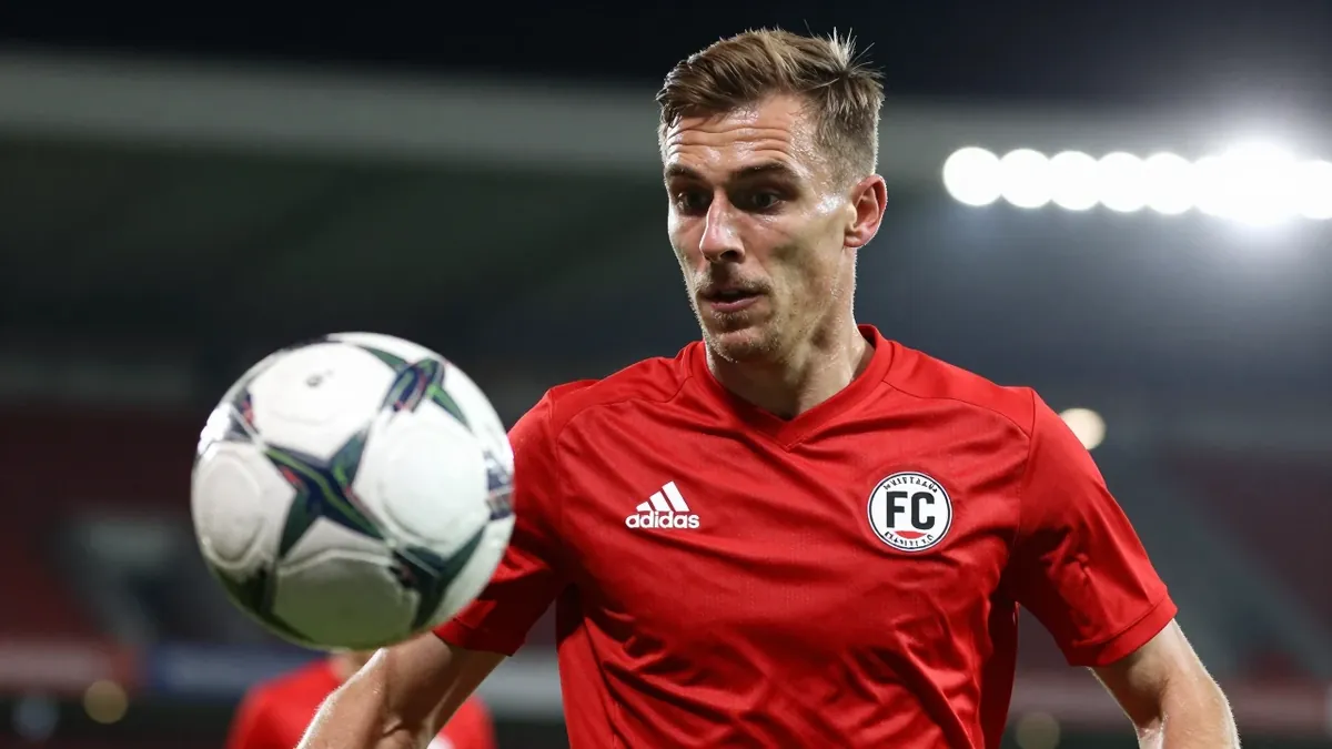 FC Midtjylland spillede 1-1 mod Silkeborg IF og er fortsat ubesejret i tre kampe, hvilket holder dem på en femteplads i...